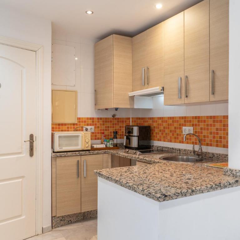 Ático Fuengirola a 2min de la playa - Superior Apartment with City View - 10