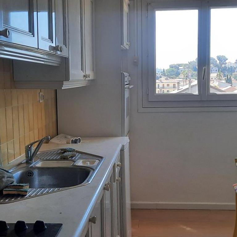 Appartement 4 pièces, Port-Issol, Sanary sur Mer - Apartamento de 2 dormitorios - 7