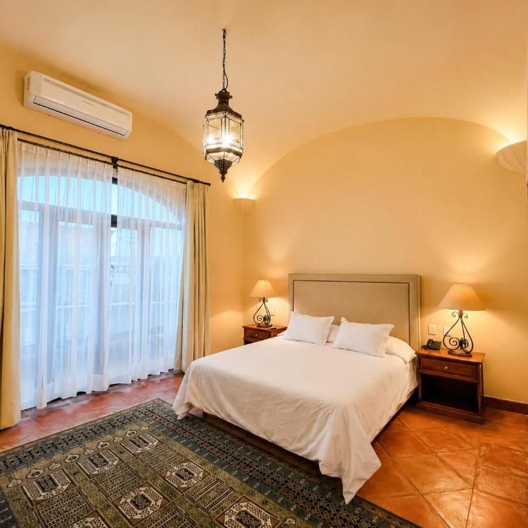 Hacienda Los Arcangeles - Suite Junior Deluxe - 1
