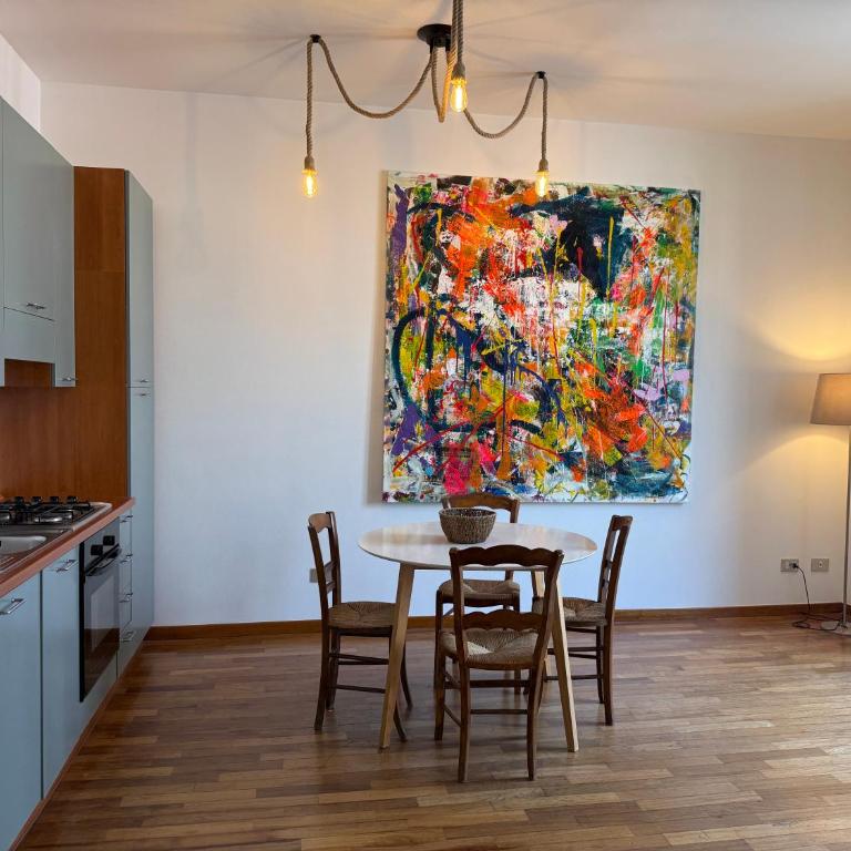 Milano Art Gallery Apartment - 10 min to Duomo - Appartamento con 2 Camere da Letto - 1