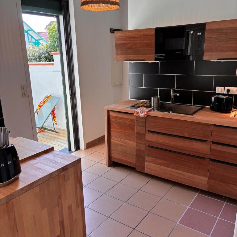 Renovated duplex with garden - Beach and port within walking distance - Appartement 2 Chambres - 5