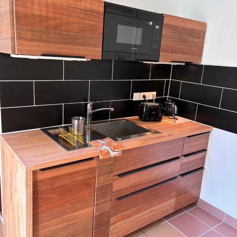 Renovated duplex with garden - Beach and port within walking distance - Appartement 2 Chambres - 7