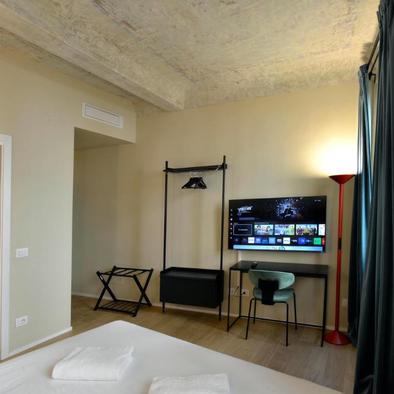BMI Florence Rooms - Ampia Camera Matrimoniale - 4