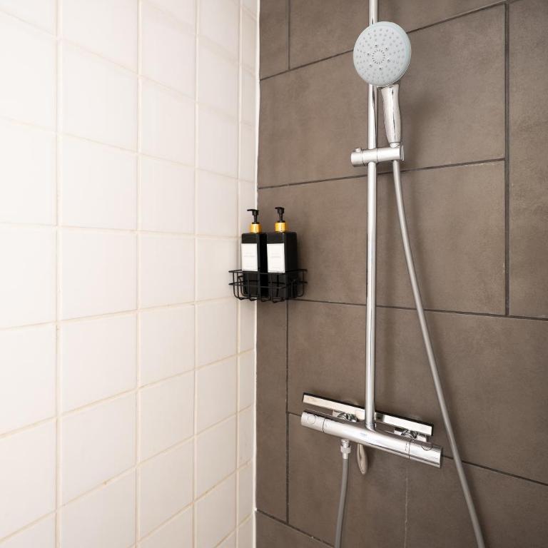 Studio Le Clair Logis, Centre ville à pied, Lit Queen size, Climatisation, extérieur - Apartamento de 1 dormitorio - 18
