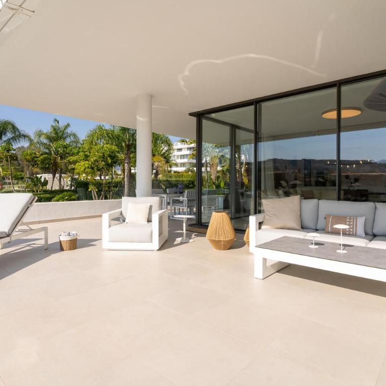 Exclusive Cataleya Apartment 3 Bedrooms - Three-Bedroom Premium Apartment - 10