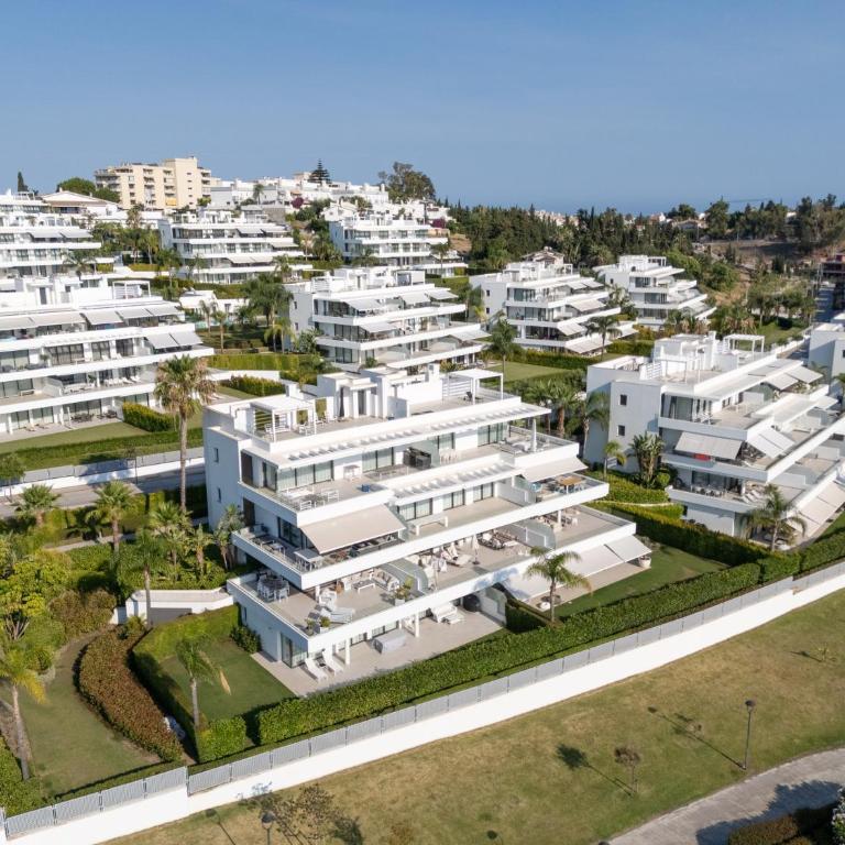 Exclusive Cataleya Apartment 3 Bedrooms - Three-Bedroom Premium Apartment - 18