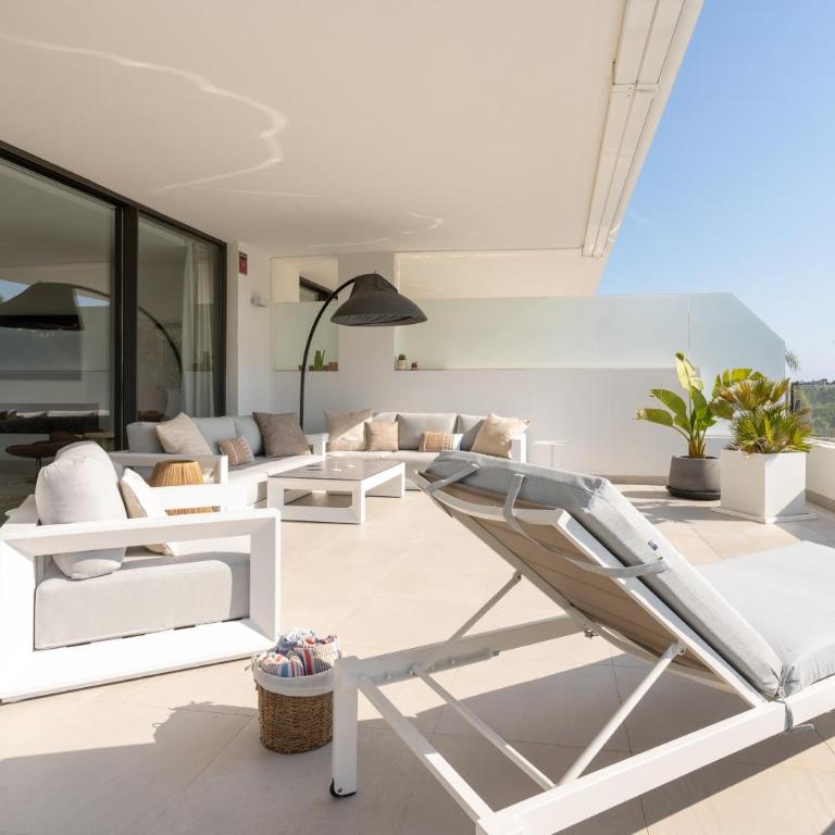 Exclusive Cataleya Apartment 3 Bedrooms - Three-Bedroom Premium Apartment - 26