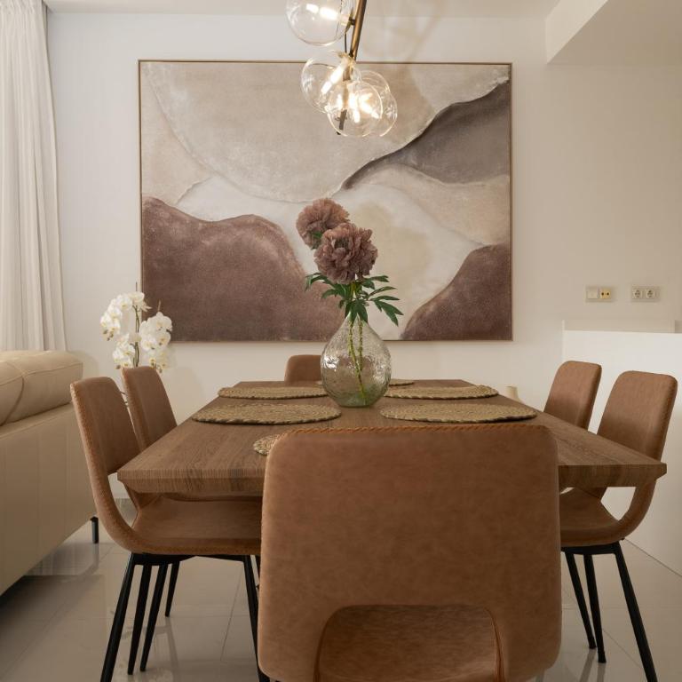 Exclusive Cataleya Apartment 3 Bedrooms - Three-Bedroom Premium Apartment - 30