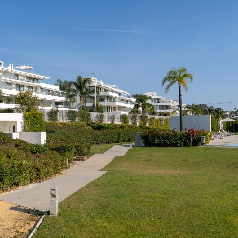 Exclusive Cataleya Apartment 3 Bedrooms - Three-Bedroom Premium Apartment - 48
