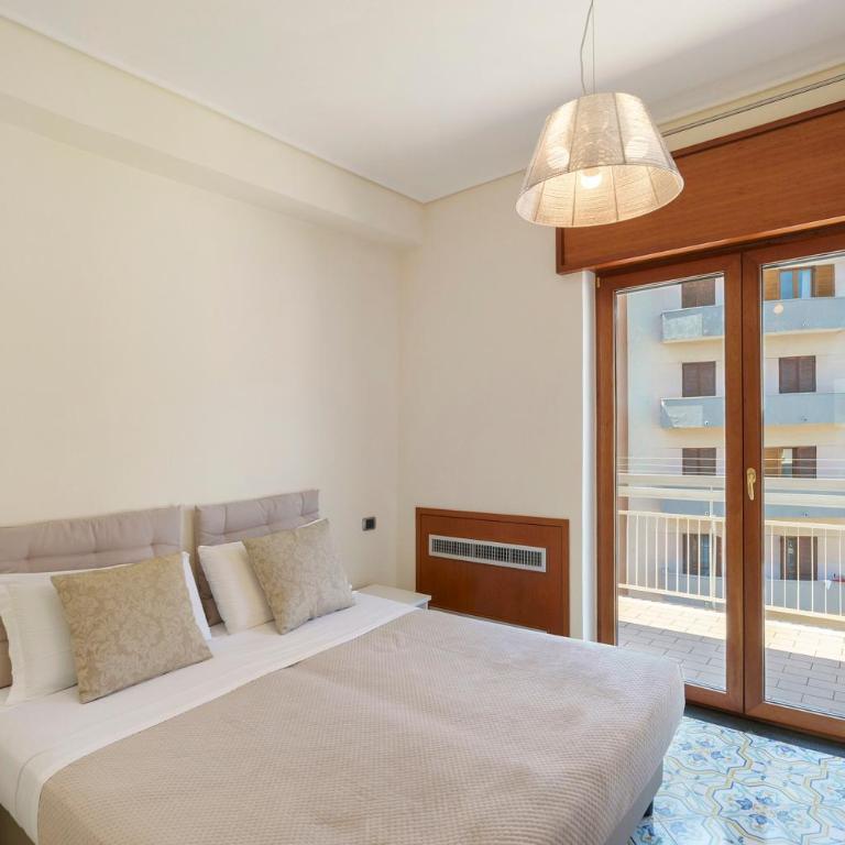 Sorrento Domus - Appartamento Deluxe con 2 Camere da Letto e Vista Oceano - 10