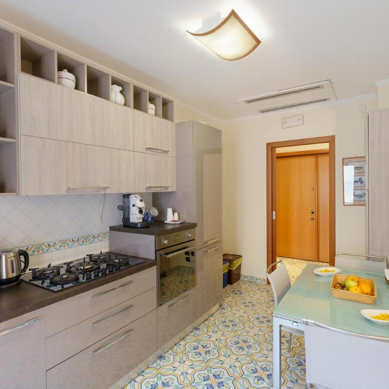 Sorrento Domus - Appartamento Deluxe con 2 Camere da Letto e Vista Oceano - 18