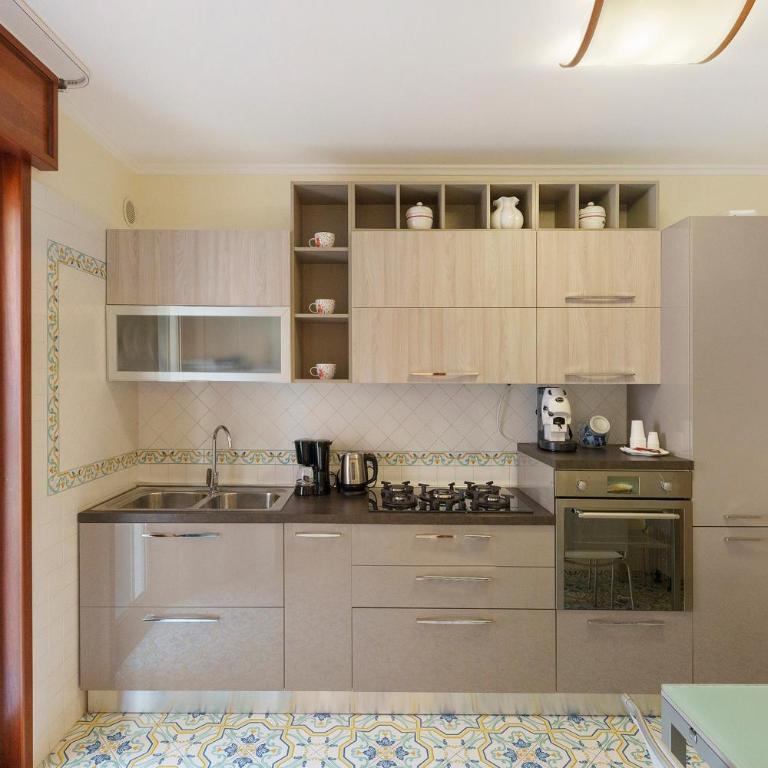 Sorrento Domus - Appartamento Deluxe con 2 Camere da Letto e Vista Oceano - 20