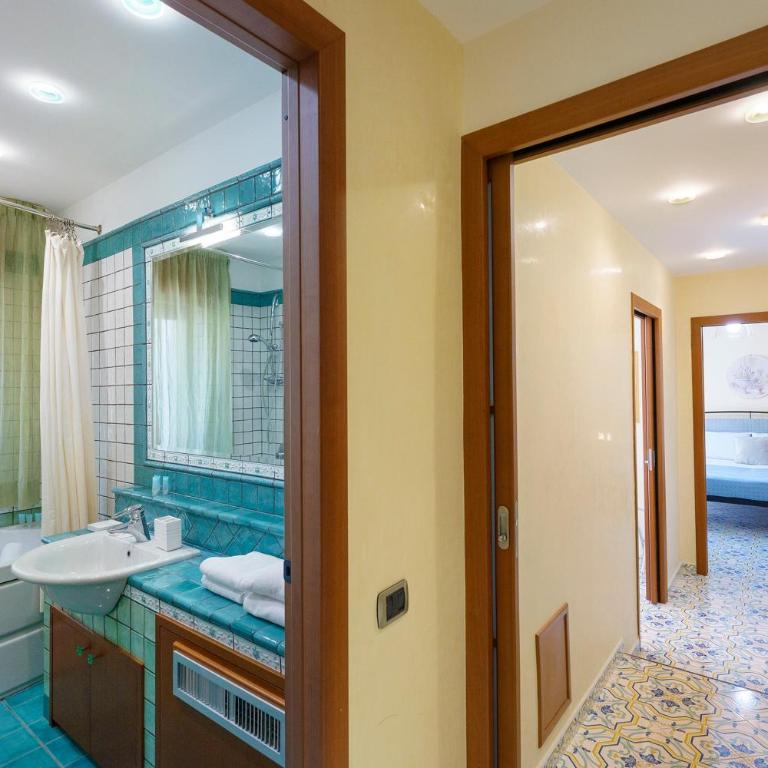 Sorrento Domus - Appartamento Deluxe con 2 Camere da Letto e Vista Oceano - 23