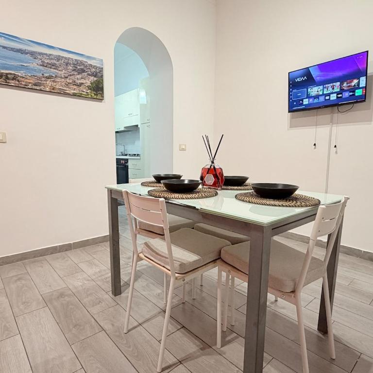 Borgo Orefice Apartament Napoli Centro and Porto - Appartamento con 1 Camera da Letto - 22