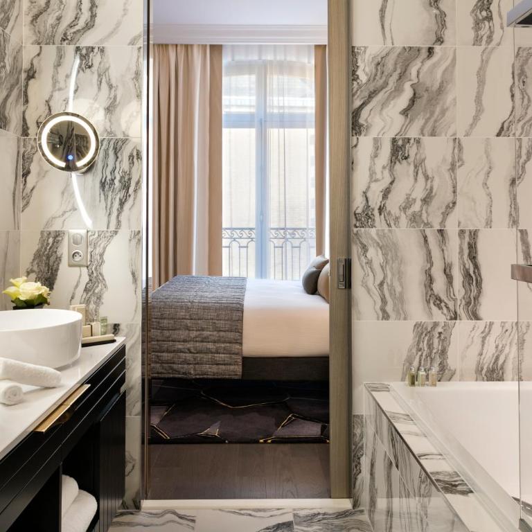 La Clef Champs-Élysées Paris by The Crest Collection - Studio Exécutif - 4