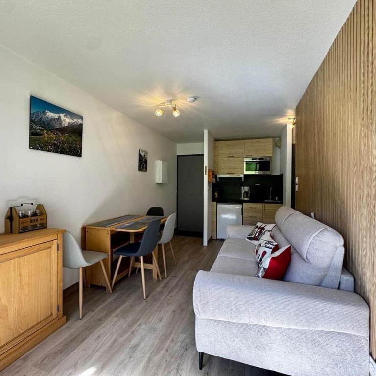Appartement cosy – Ski aux pieds - Apartment - 4