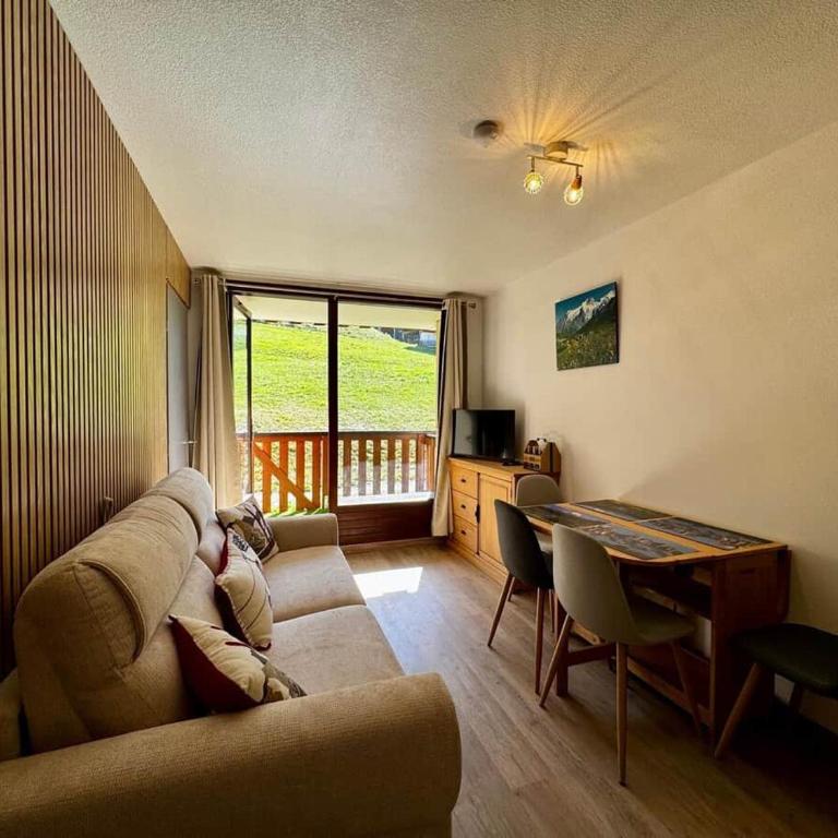 Appartement cosy – Ski aux pieds - Apartment - 5