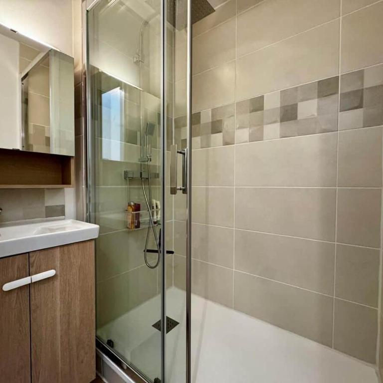 Appartement cosy – Ski aux pieds - Apartment - 11