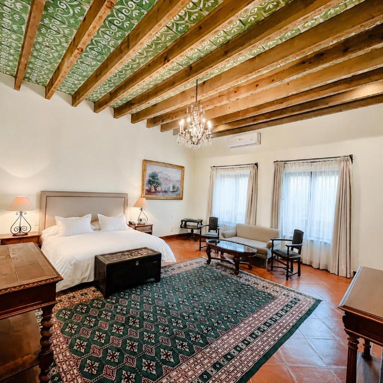 Hacienda Los Arcangeles - Suite Deluxe con cama extragrande - 1