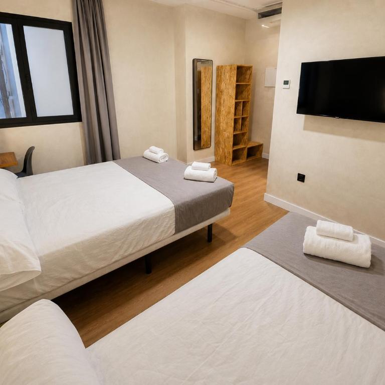 Hotel San Vicente - Centro Playa - Habitación Triple Económica - 4