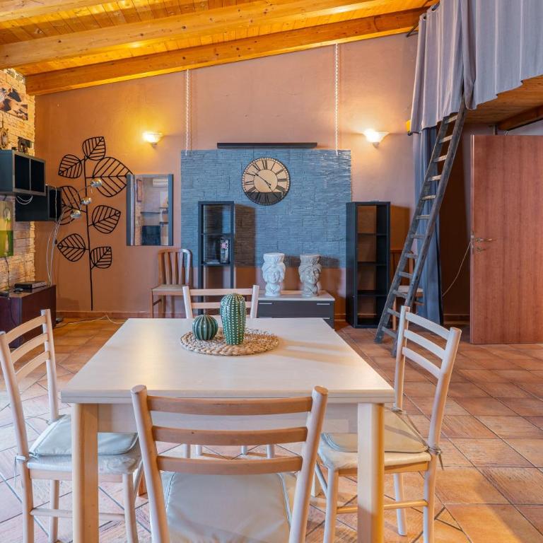 Pathos Retreat Pool and Garden - One-Bedroom Apartment with Garden View - 3
