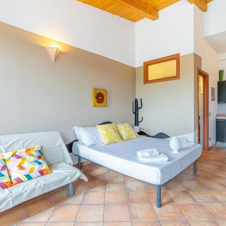 Pathos Retreat Pool and Garden - One-Bedroom Apartment with Garden View - 5