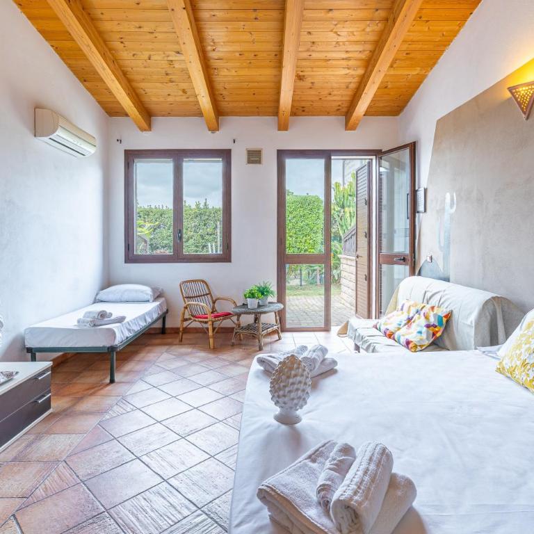 Pathos Retreat Pool and Garden - One-Bedroom Apartment with Garden View - 3