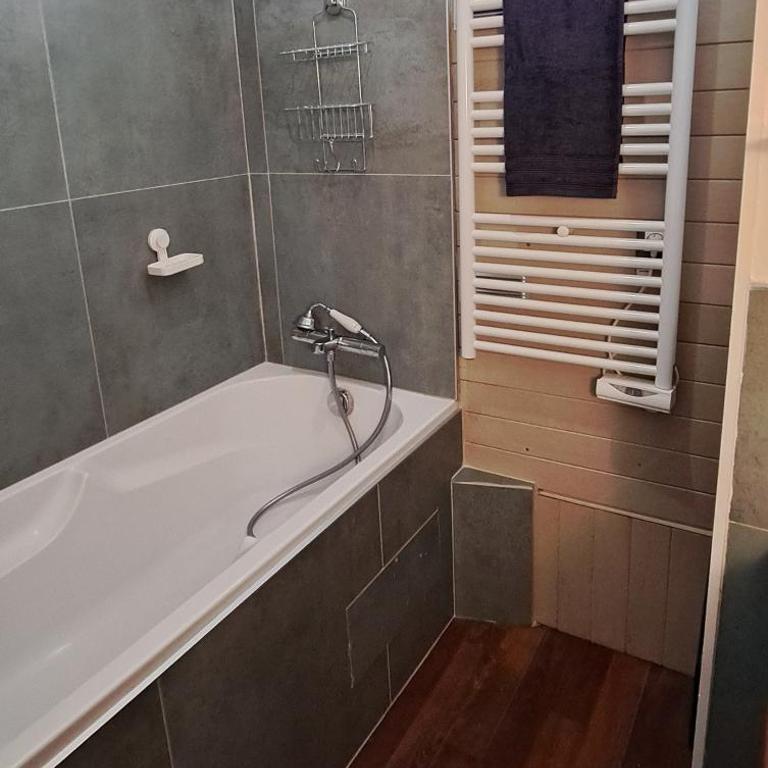 Appartment 90m2 Paris Stade de France - 150m from metro - Apartment mit 3 Schlafzimmern - 13