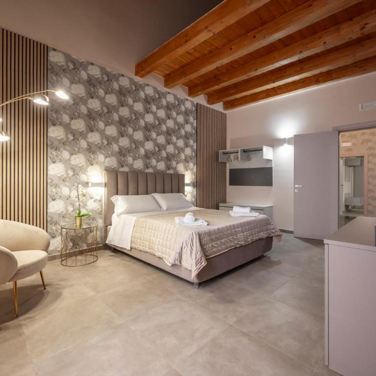 Fried-Rich boutique suites Ortigia - Camera Matrimoniale con Vasca Idromassaggio - 9