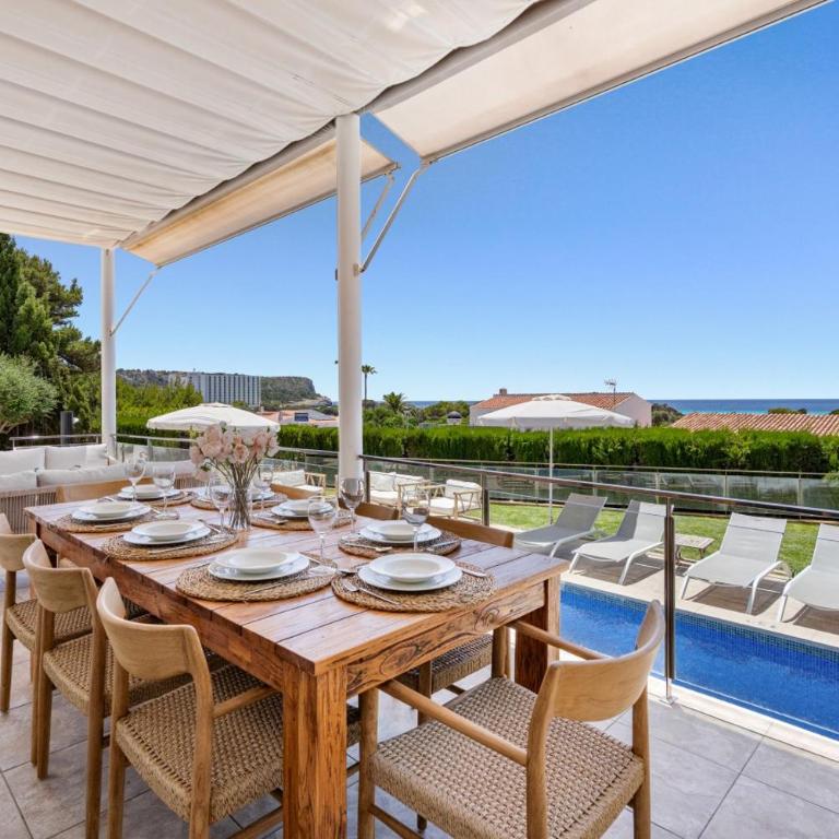 VILLA ORQUIDEA DELUXE VILLA SEA VIEWS 2 POOLS JACUZZI - Villa - 13