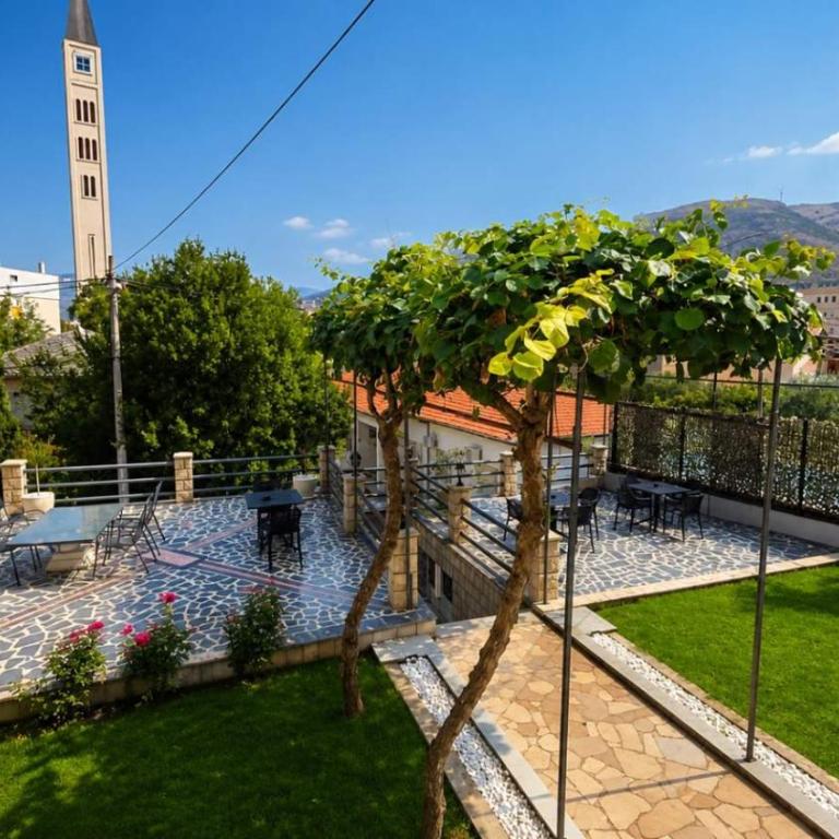 Vila Vesa - Free Secure Garage, Smart Access & Modern Comfo - Studio with Terrace - 1