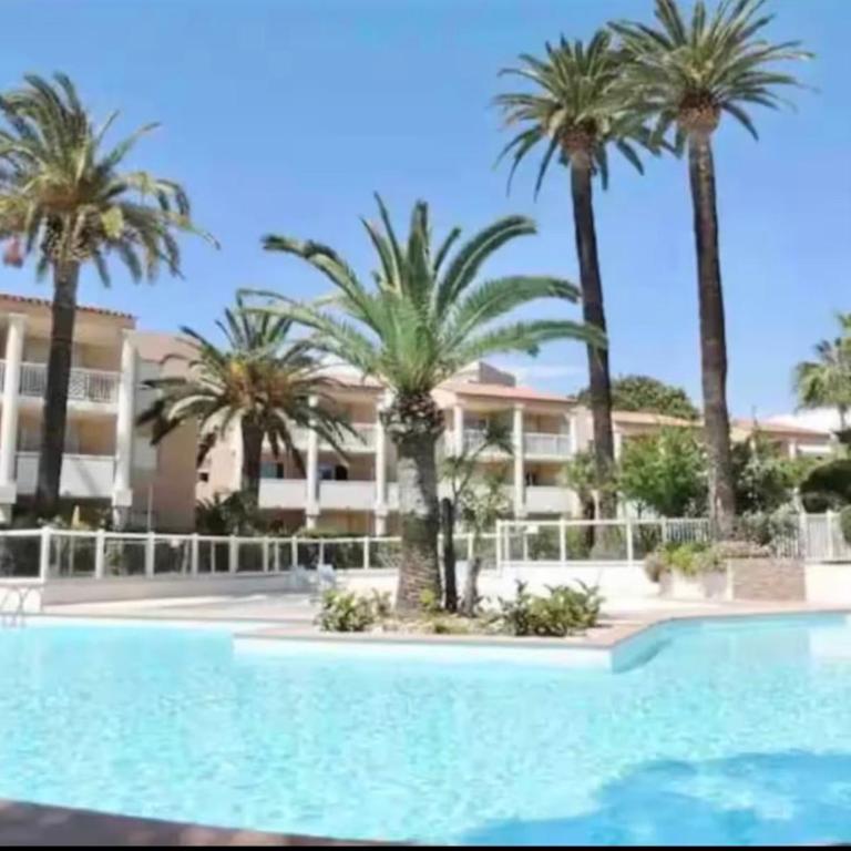 Sea View Apt Pool and Tennis in the Vallauris - Appartamento - 12