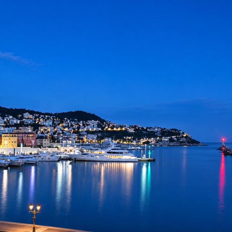 Nice loft sur mer & port - balcon & clim - Appartement 1 Chambre - 21