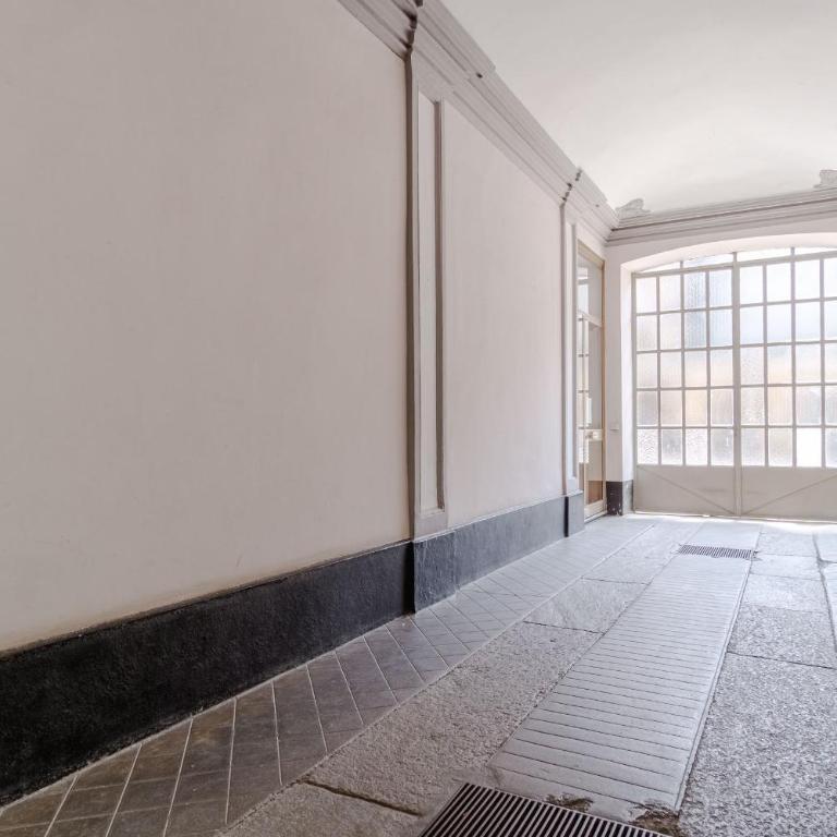 GuestHost - Modern Retreat in Turin - Two-Bedroom Apartment - 26
