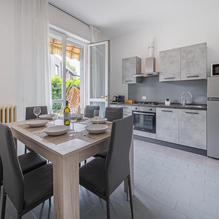 Brown Garden Como - Free Parking - Apartment mit 2 Schlafzimmern - 2