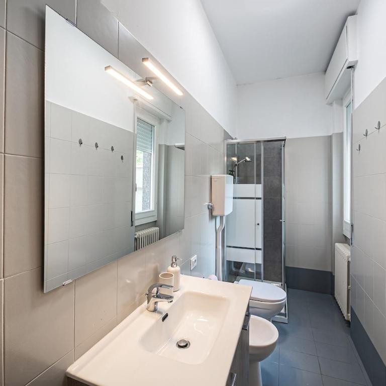 Brown Garden Como - Free Parking - Apartment mit 2 Schlafzimmern - 4