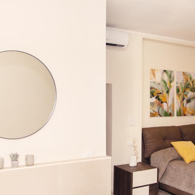 Flowers Apartments - Vatican Rooms - Camera Tripla Luxury - 14