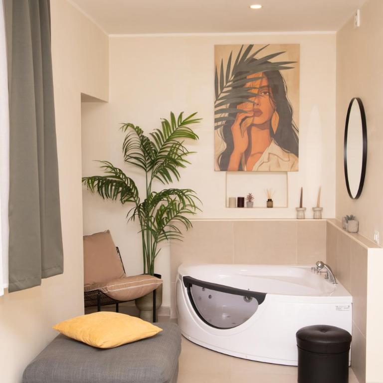 Flowers Apartments - Vatican Rooms - Camera Tripla Luxury - 19