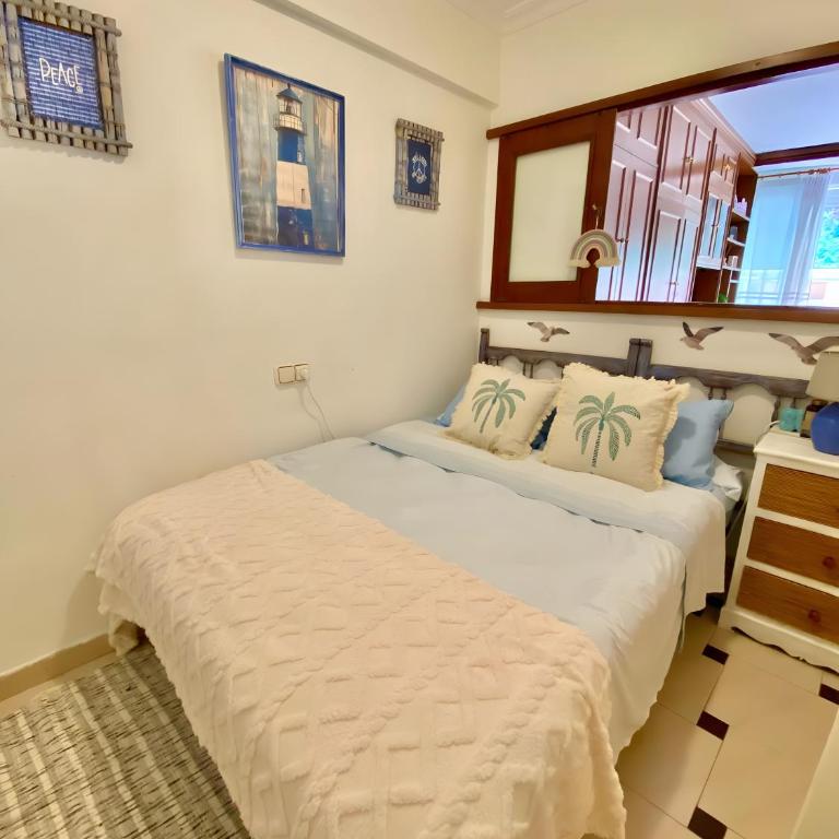 Playa a los pies del Castillo - Apartamento Deluxe de 2 dormitorios con vistas al mar - 12