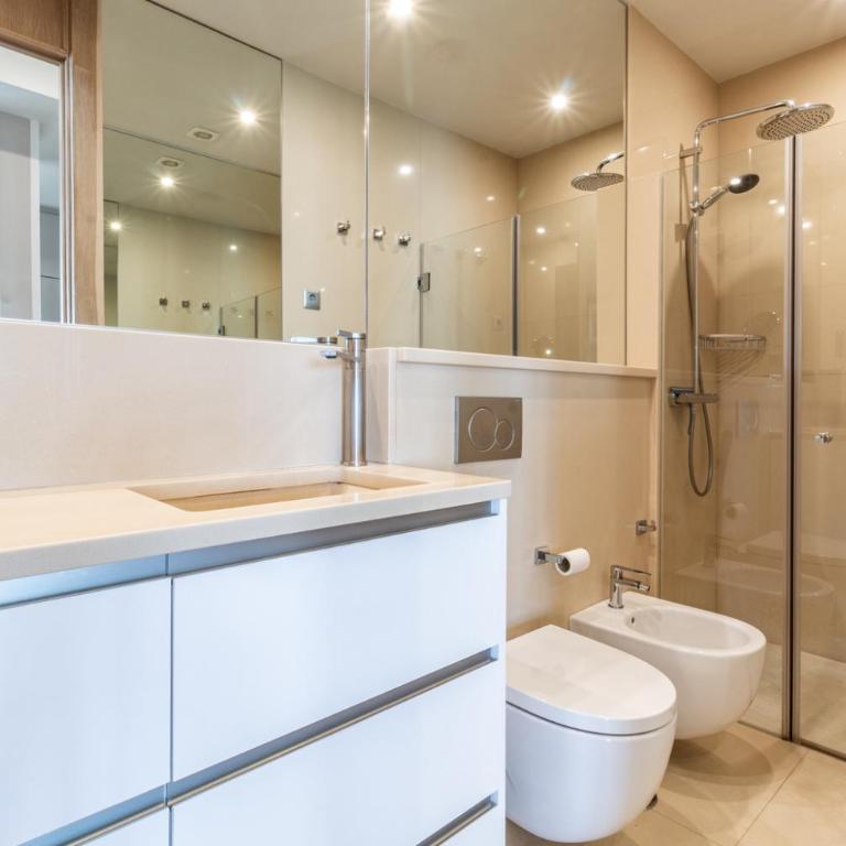 Skyline Panorama en Torremolinos - Habitación Deluxe con cama extragrande - 28