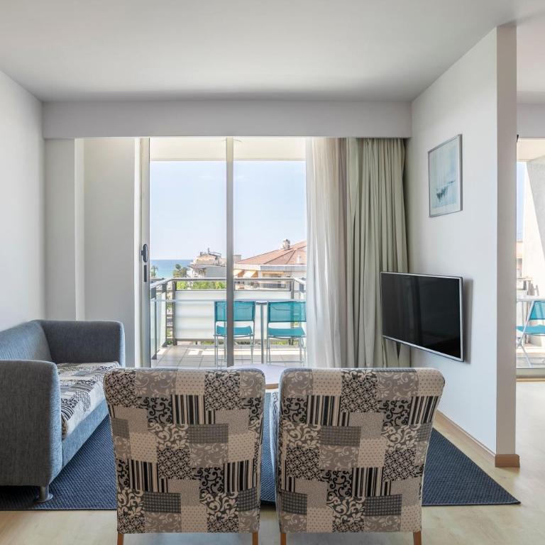 SOL by Meliá Port Cambrils - Suite Sol con vistas al mar - 3