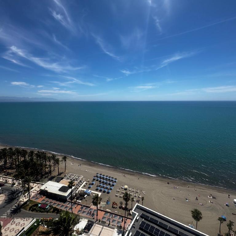 Skyline Panorama en Torremolinos - Habitación Deluxe con cama extragrande - 35