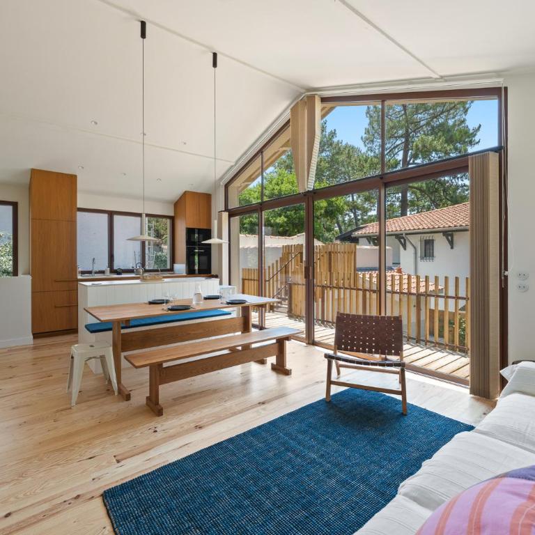 Villa d'architecte - chaleureuse et familiale - Villa - Vue sur Jardin - 6
