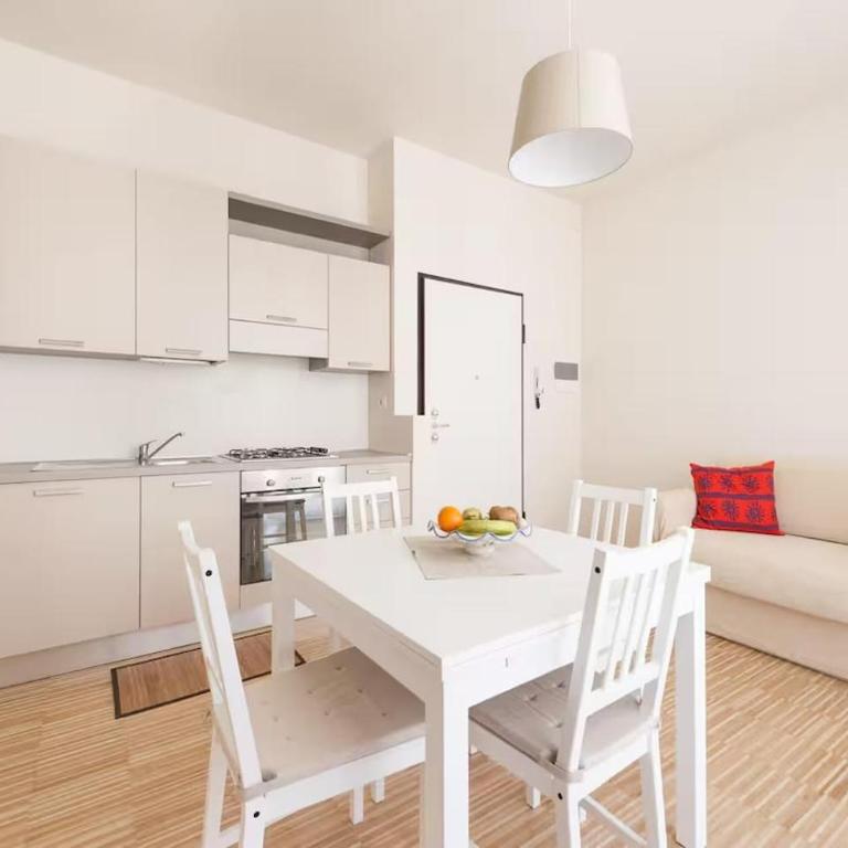 Masaccio Bright Apartment with Balcony & AC - Appartamento con 1 Camera da Letto - 2