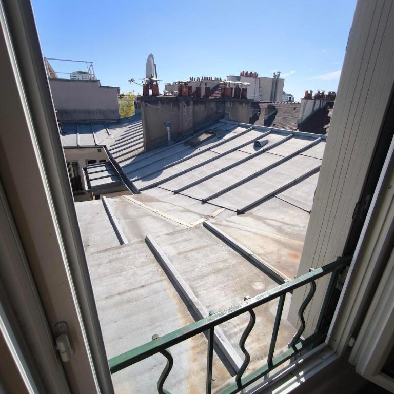 Au dessus des toits parisiens - Appartement 2 Chambres - 17