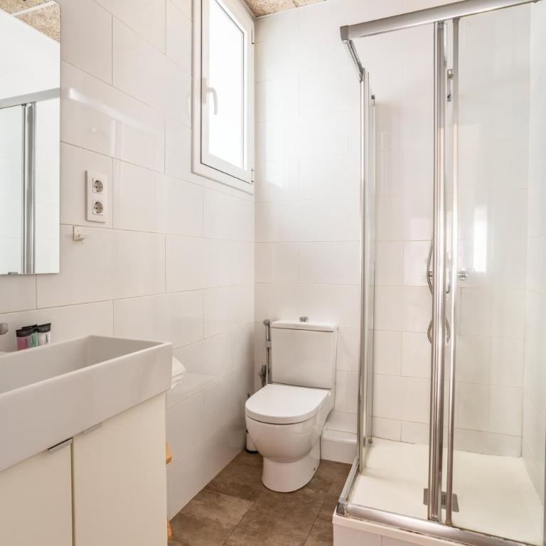 The Collection Barcelona - Paseo de Gracia modern 4BD with Terrace - Apartment - 8