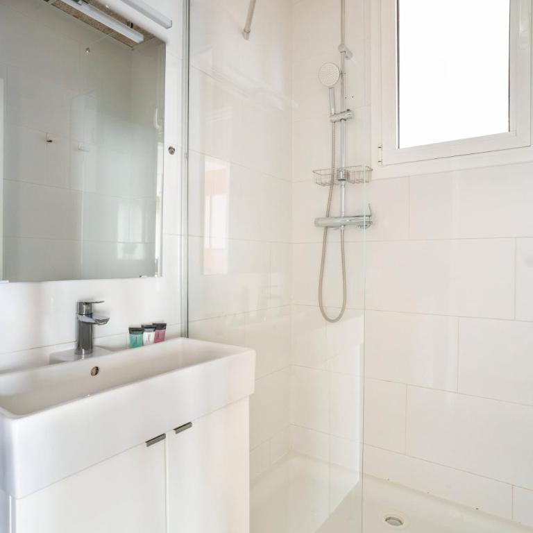 The Collection Barcelona - Paseo de Gracia modern 4BD with Terrace - Apartment - 19