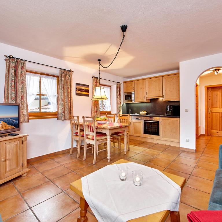 Ferienhaus GABI - Apartamento de 1 dormitorio con balcón y vistas a la montaña - 5