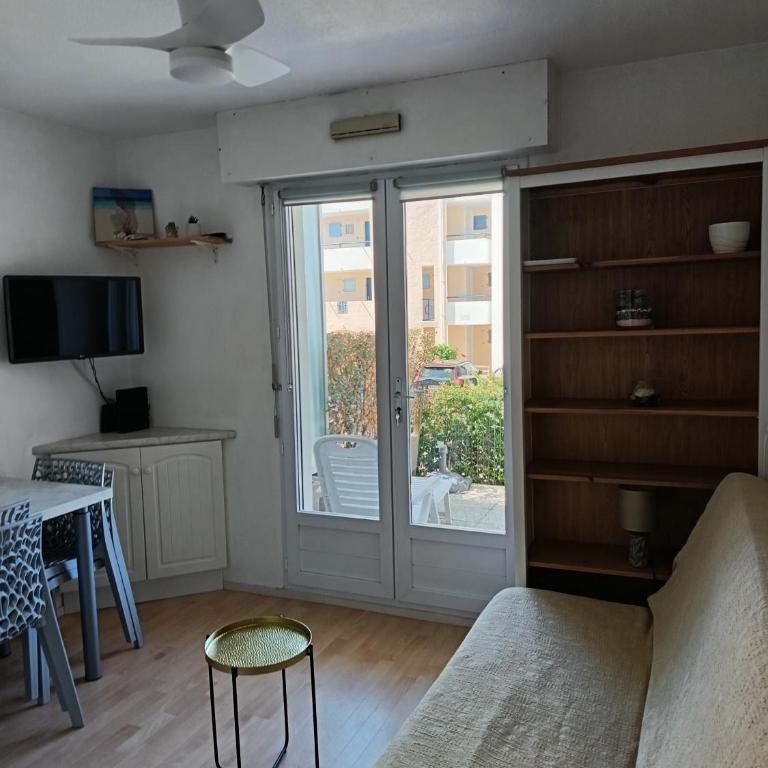 Logement entier : appartement en résidence - Apartamento de 1 dormitorio - 9