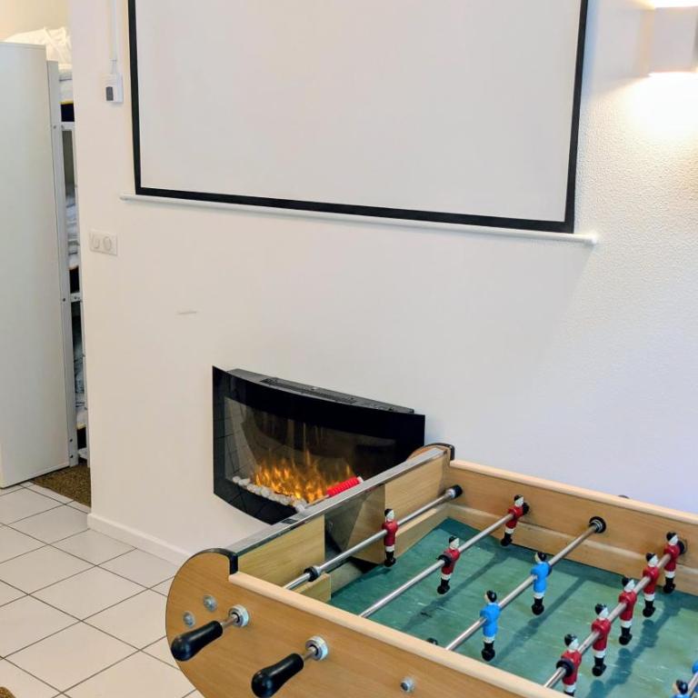 Appartement 10 pers. allée d étigny - Three-Bedroom Premium Apartment with Balcony - 18